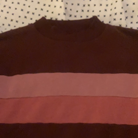 ‼️SOLD‼️American Eagle Cropped Long Sleeve Sweatshirt - Picture 2 of 7
